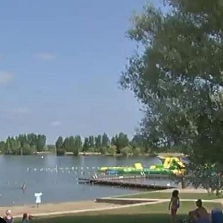 Studio Sur La Plage Des Dagueys Libourne Exterior foto